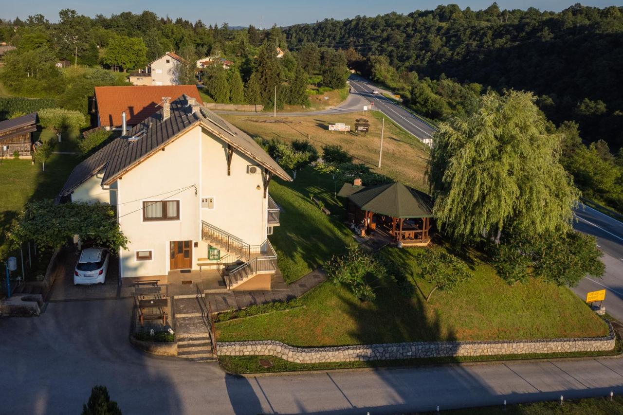 Apartments Lucija Slunj Exterior foto