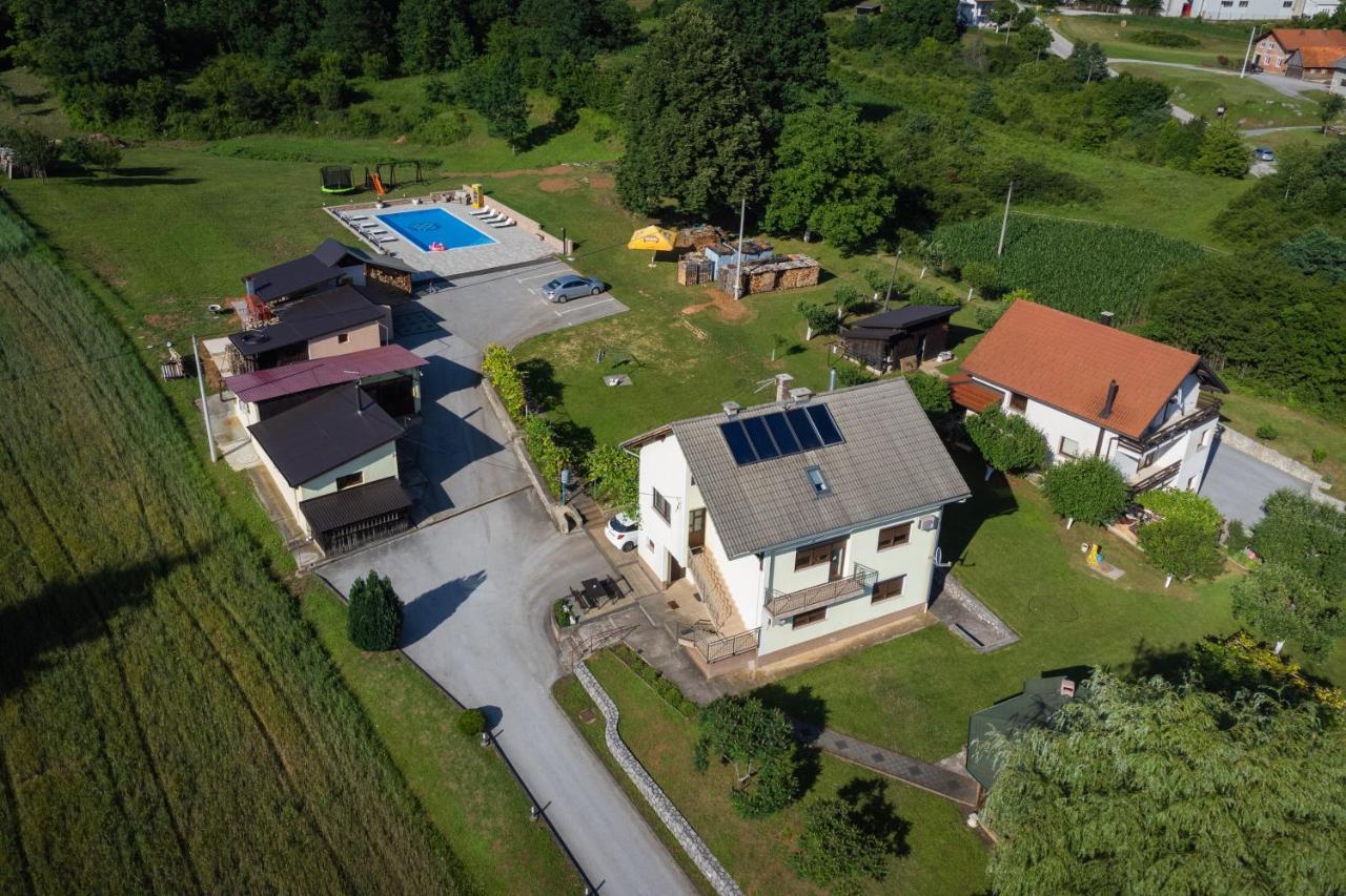 Apartments Lucija Slunj Exterior foto